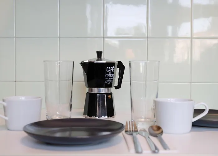 ! Bright 2br Hammock Flat ! Praça Da República * Oporto